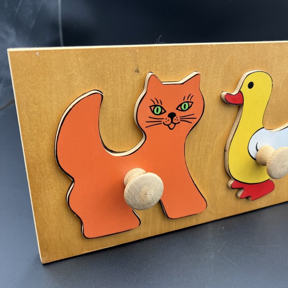 21" Wooden Animal Puzzle w/ Knob Peg Handles 1997 Doron Layeled First Puzzle - Picture 3 of 9
